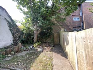 Photo 8- click for photo gallery